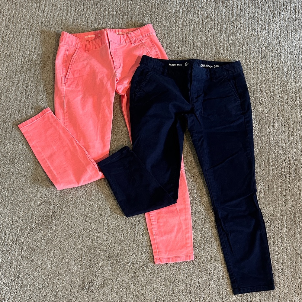 2 Women’s Gap Skinny Khakis